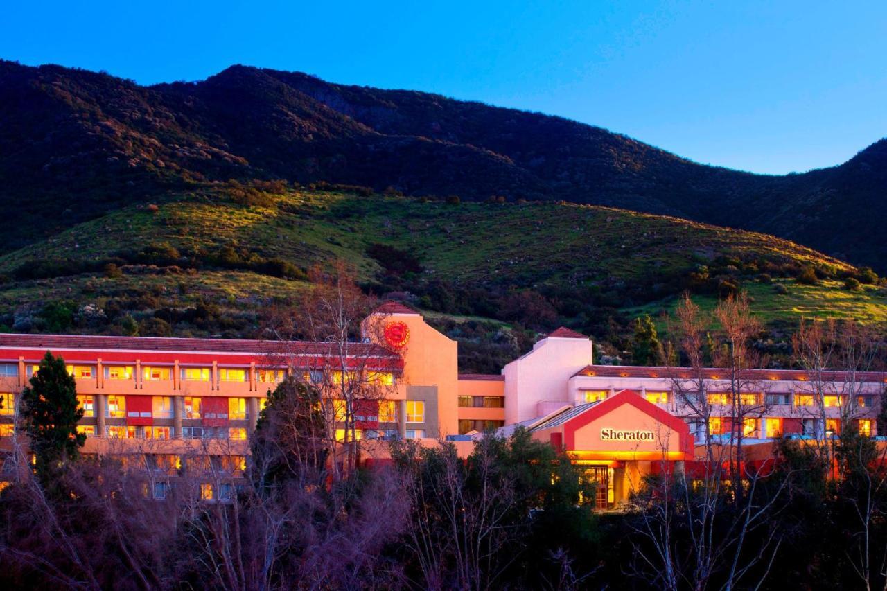 Sheraton Agoura Hills Hotel Exterior foto